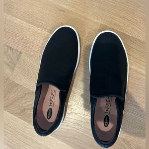 casual black slip on shoes super comfy